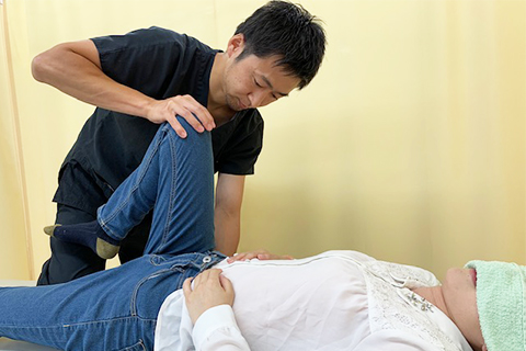 【施術内容】骨盤矯正